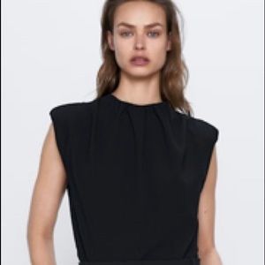 Zara shoulder pad top black medium NWT